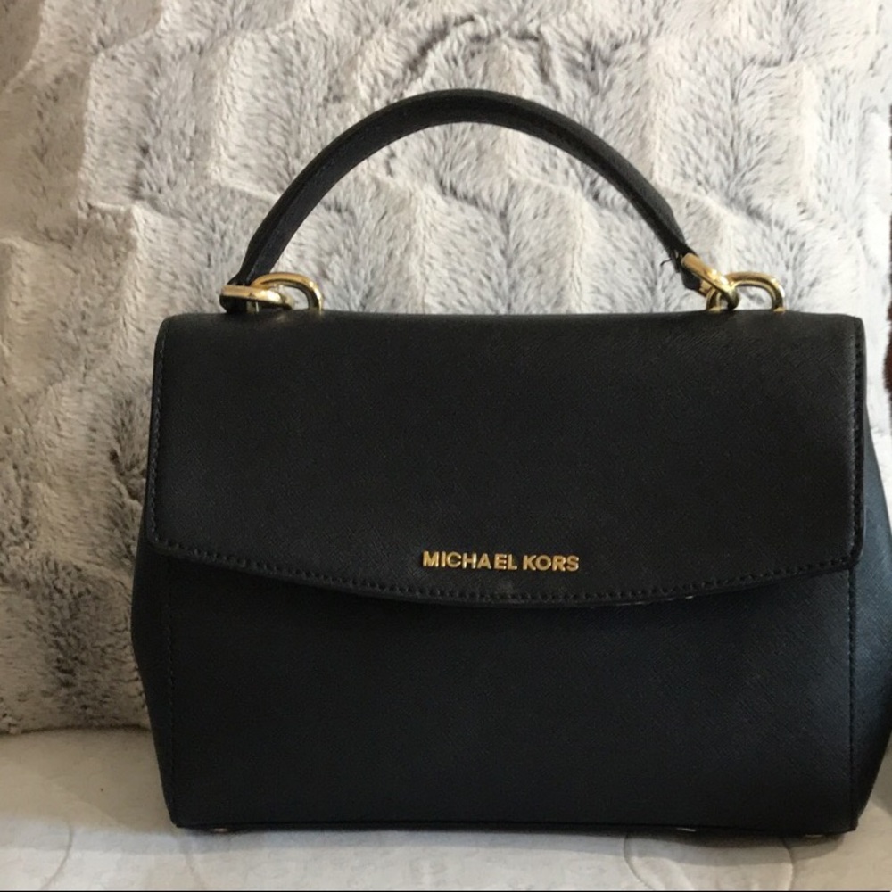 MICHAEL KORS SMALL CROSSBODY